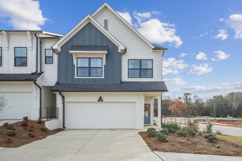 111 Lipscomb Circle SE