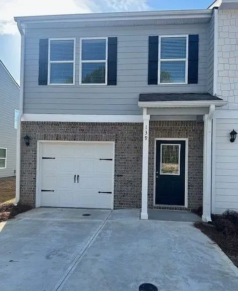 139 Village Green Drive NW, Adairsville, GA 30103